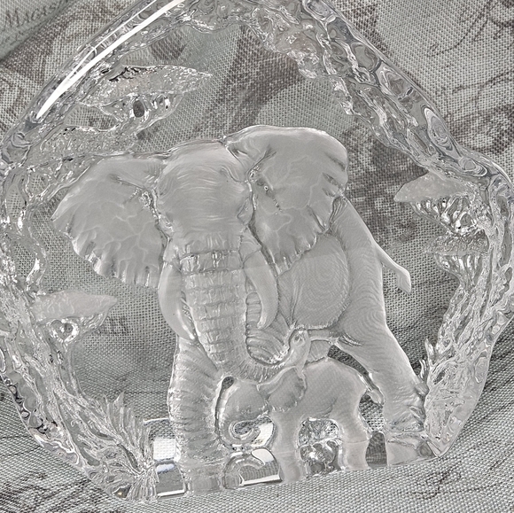 Lenox Crystal Elephant - Picture 1 of 5